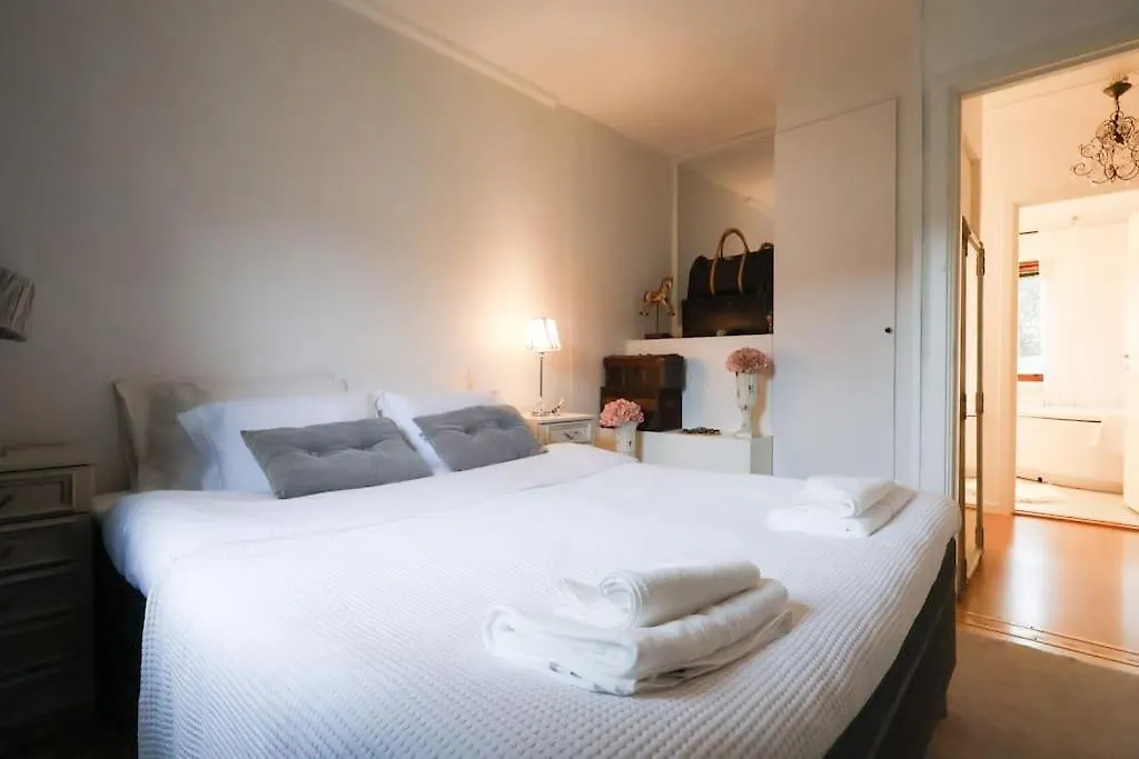 Villa House For Workers & Familys Volvo Gotemburgo